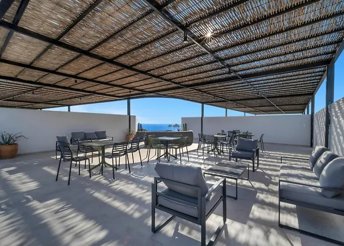 2 Pools Jacuzzi Close To Beaches Rooftop Cozy Holiday home *